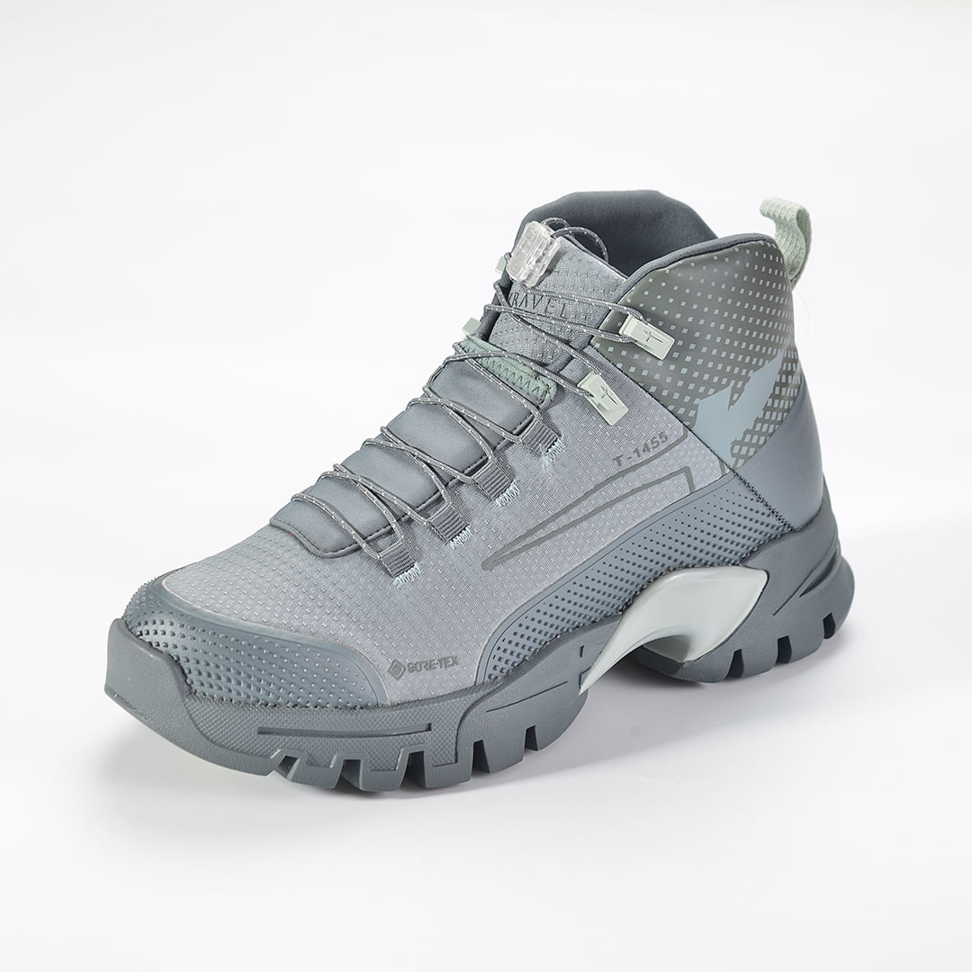 Climbing shoes