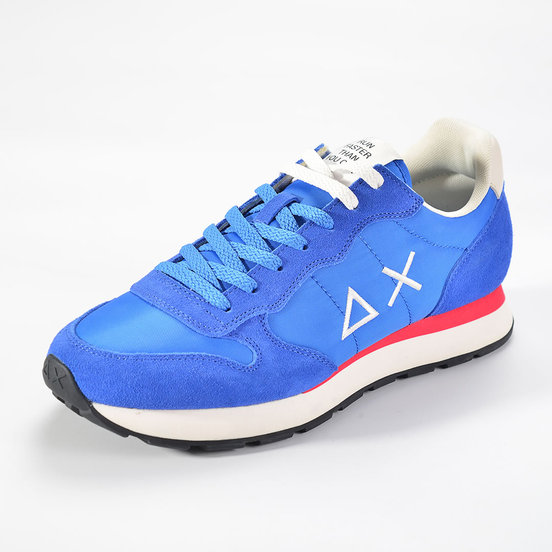 Casual shoes